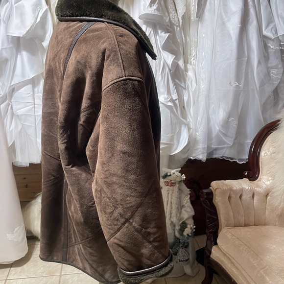 Mens suede faux fur lined coat - Picture 5 of 8